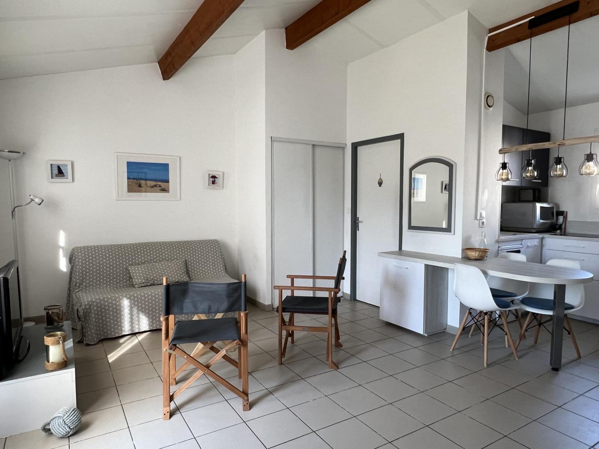 Maison Cosy Avec Piscine Partagee Le Chateau-d'Oleron Exterior foto